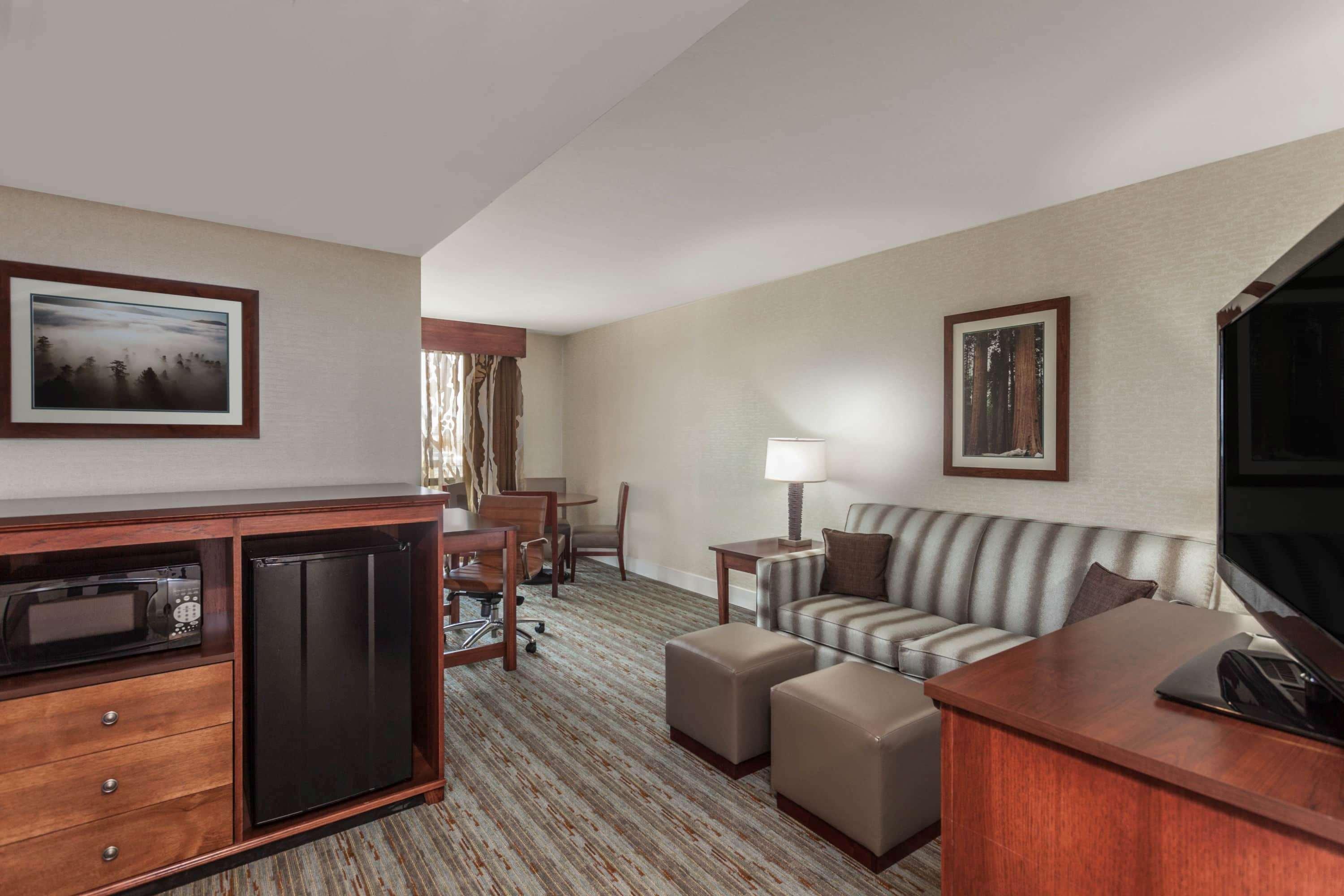 Wyndham Visalia Hotel Eksteriør billede