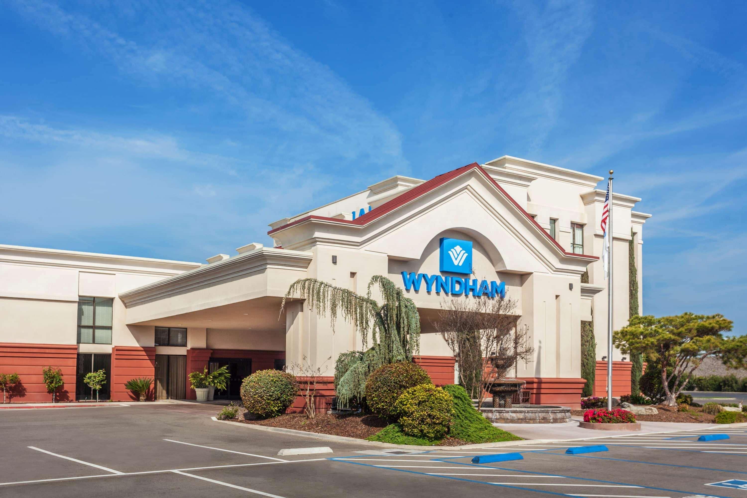 Wyndham Visalia Hotel Eksteriør billede