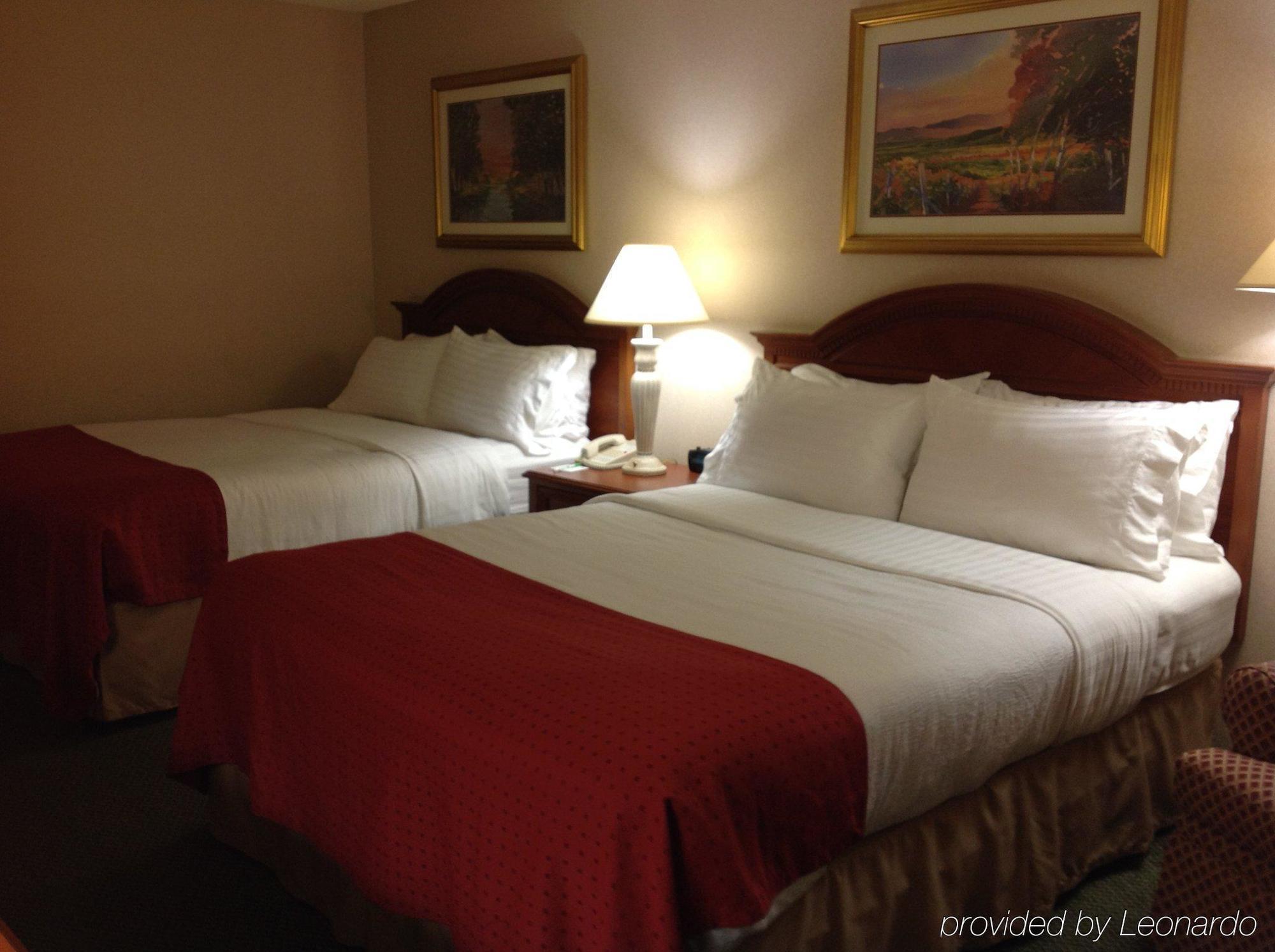 Wyndham Visalia Hotel Eksteriør billede