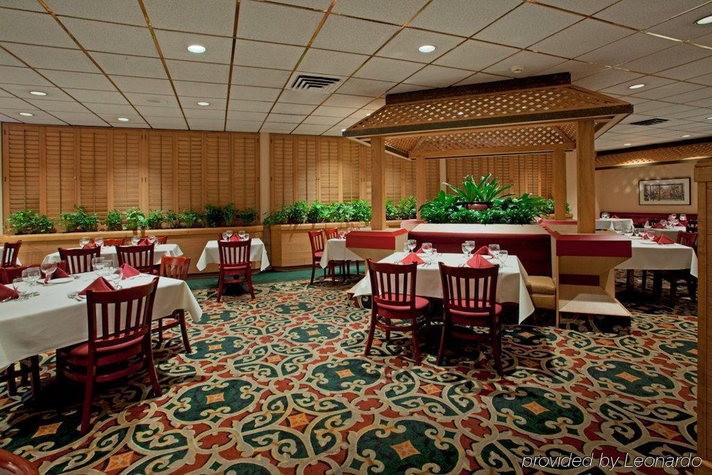 Wyndham Visalia Hotel Restaurant billede
