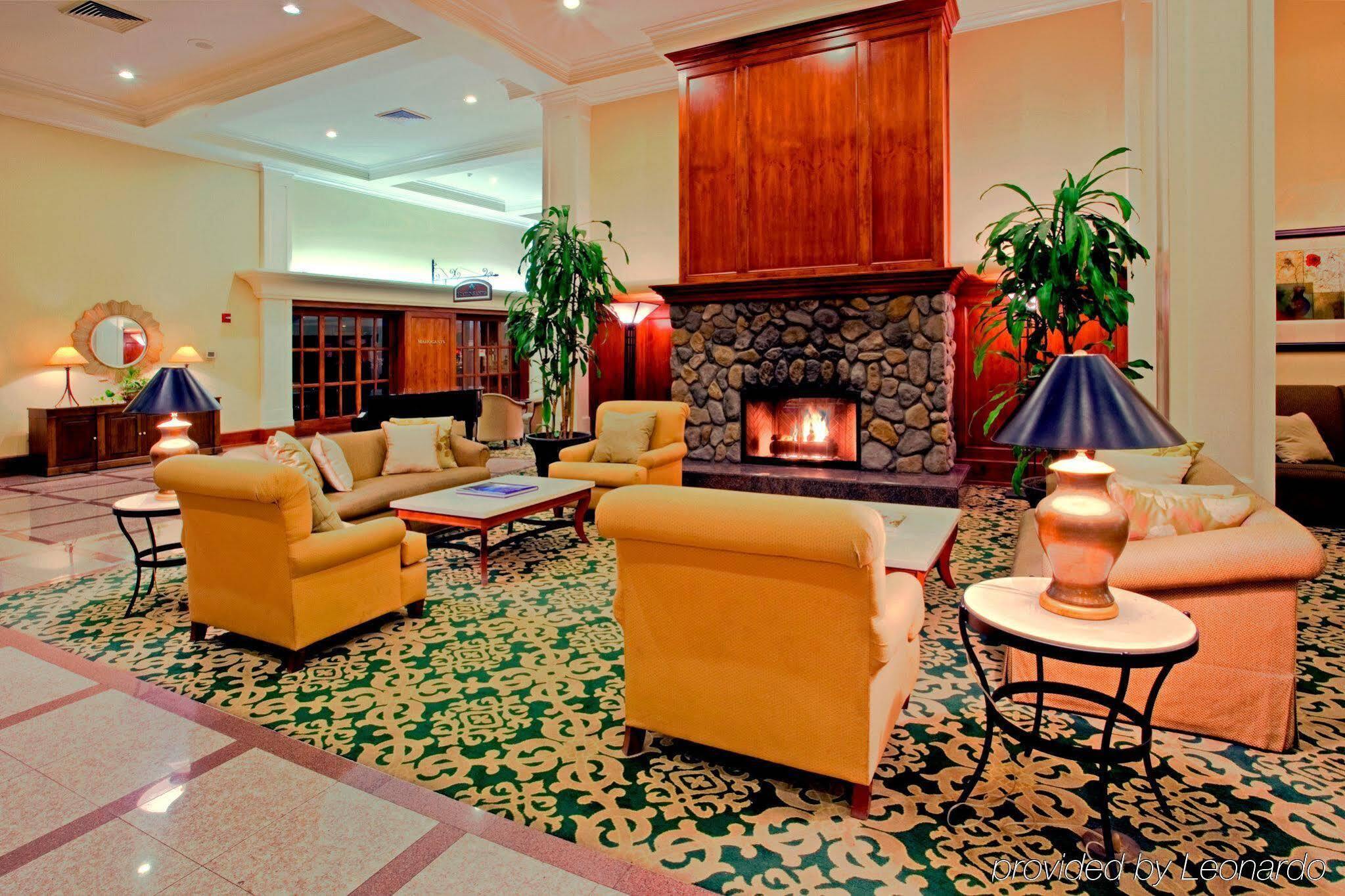 Wyndham Visalia Hotel Eksteriør billede