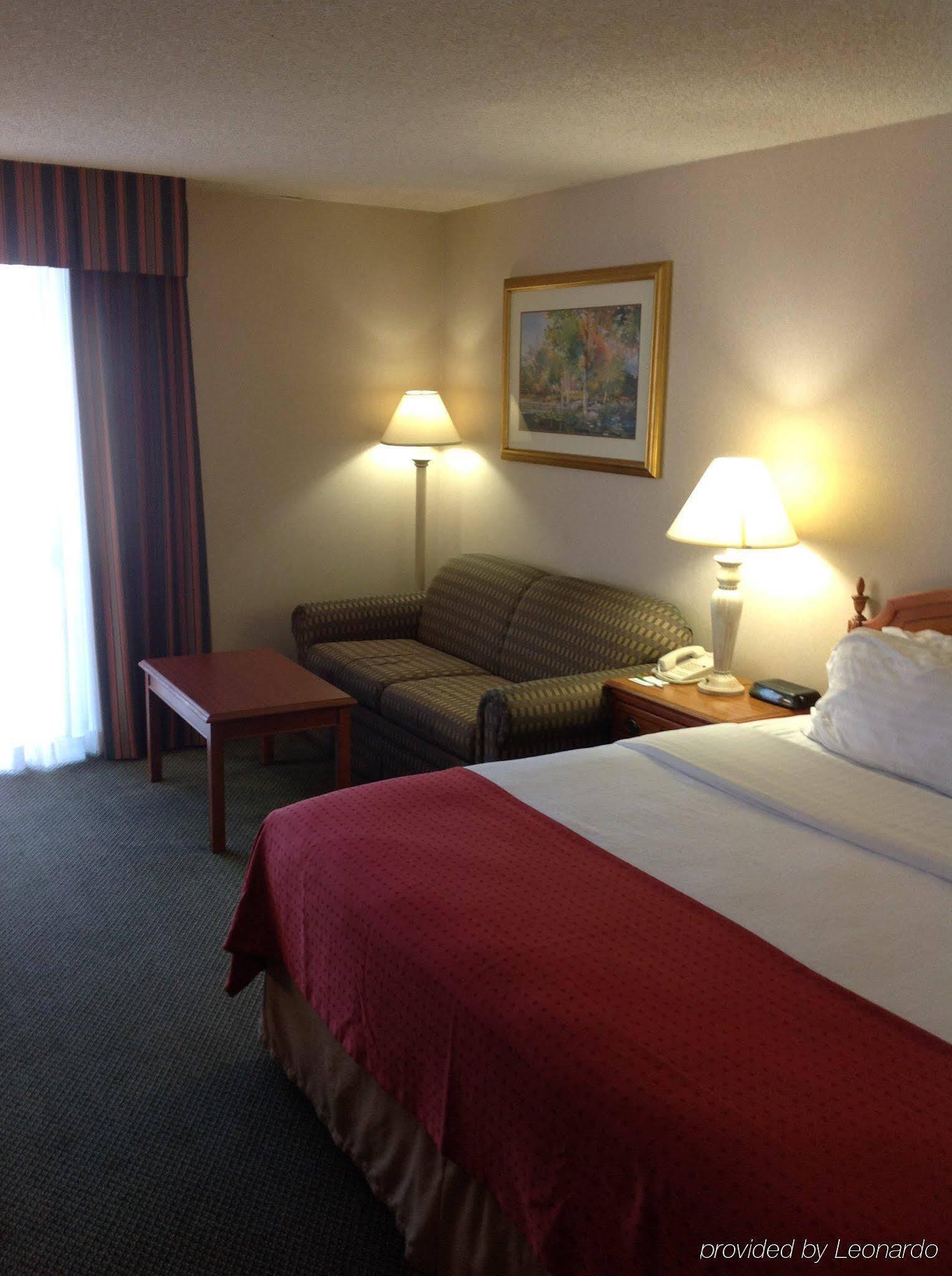 Wyndham Visalia Hotel Eksteriør billede